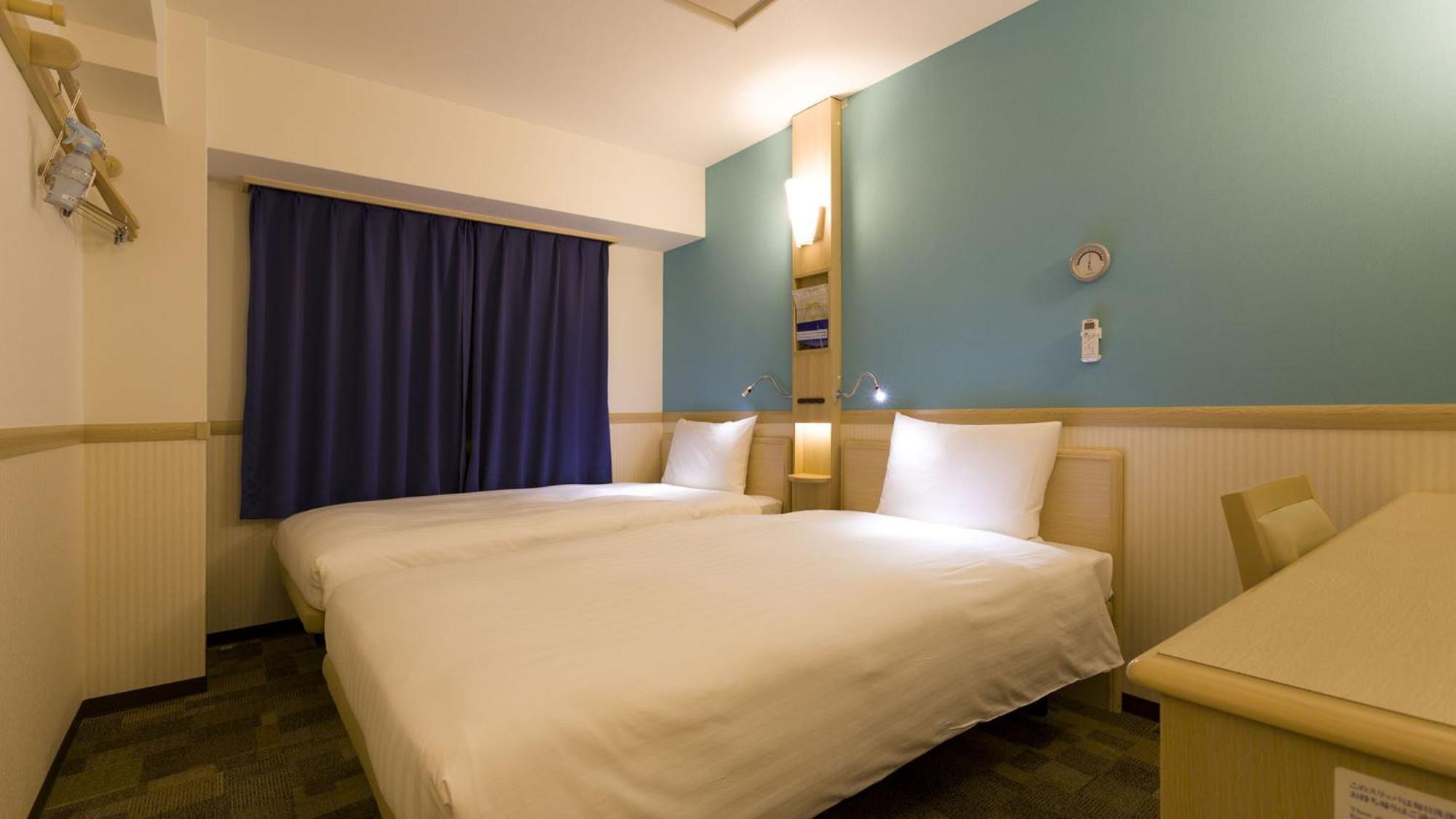 Toyoko Inn Osaka Hankyu Juso-Eki Nishi-Guchi No.2 Rum bild